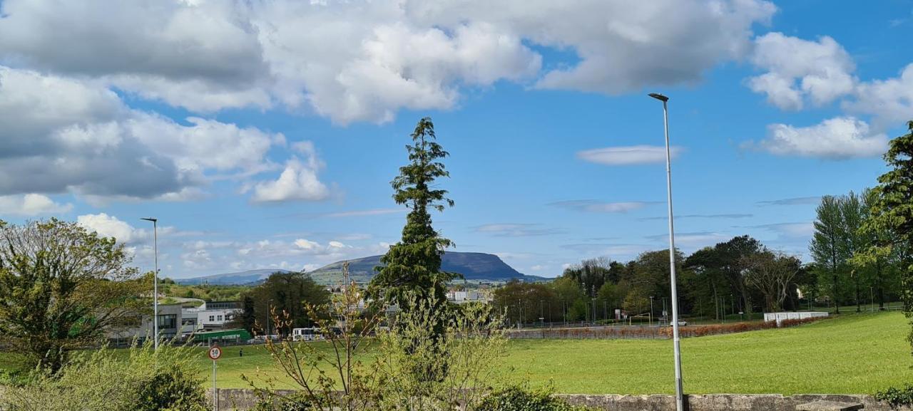 Yeats Village Sligo Exterior photo